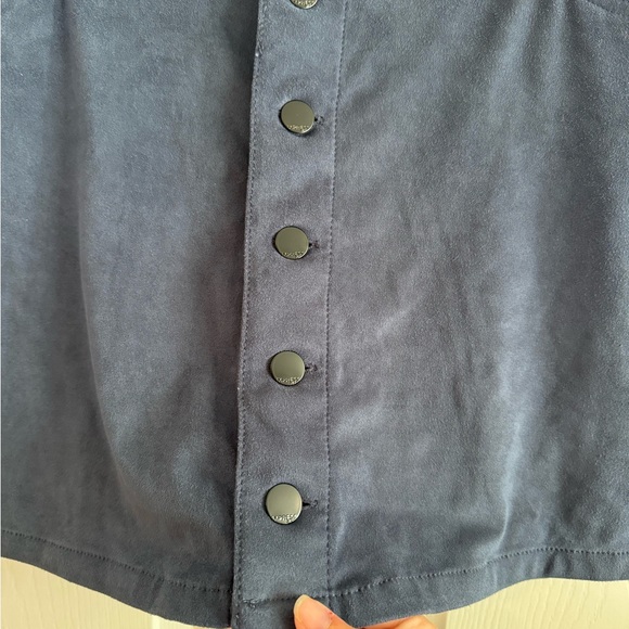 Blue suede skirt - Picture 2 of 5
